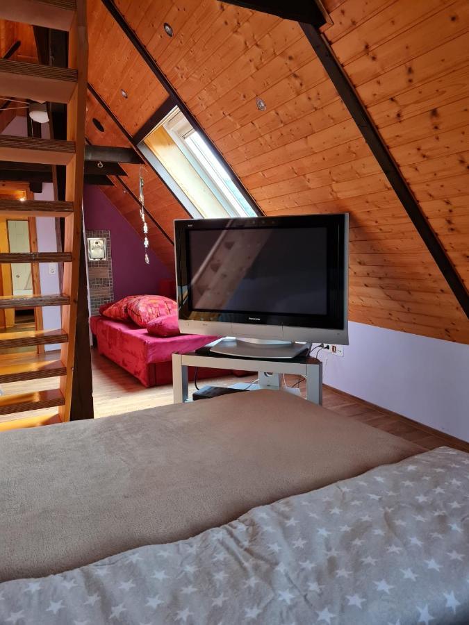Ferienwohnung Fitness Entspannung Sauna Im Westerwald Derschen Eksteriør billede